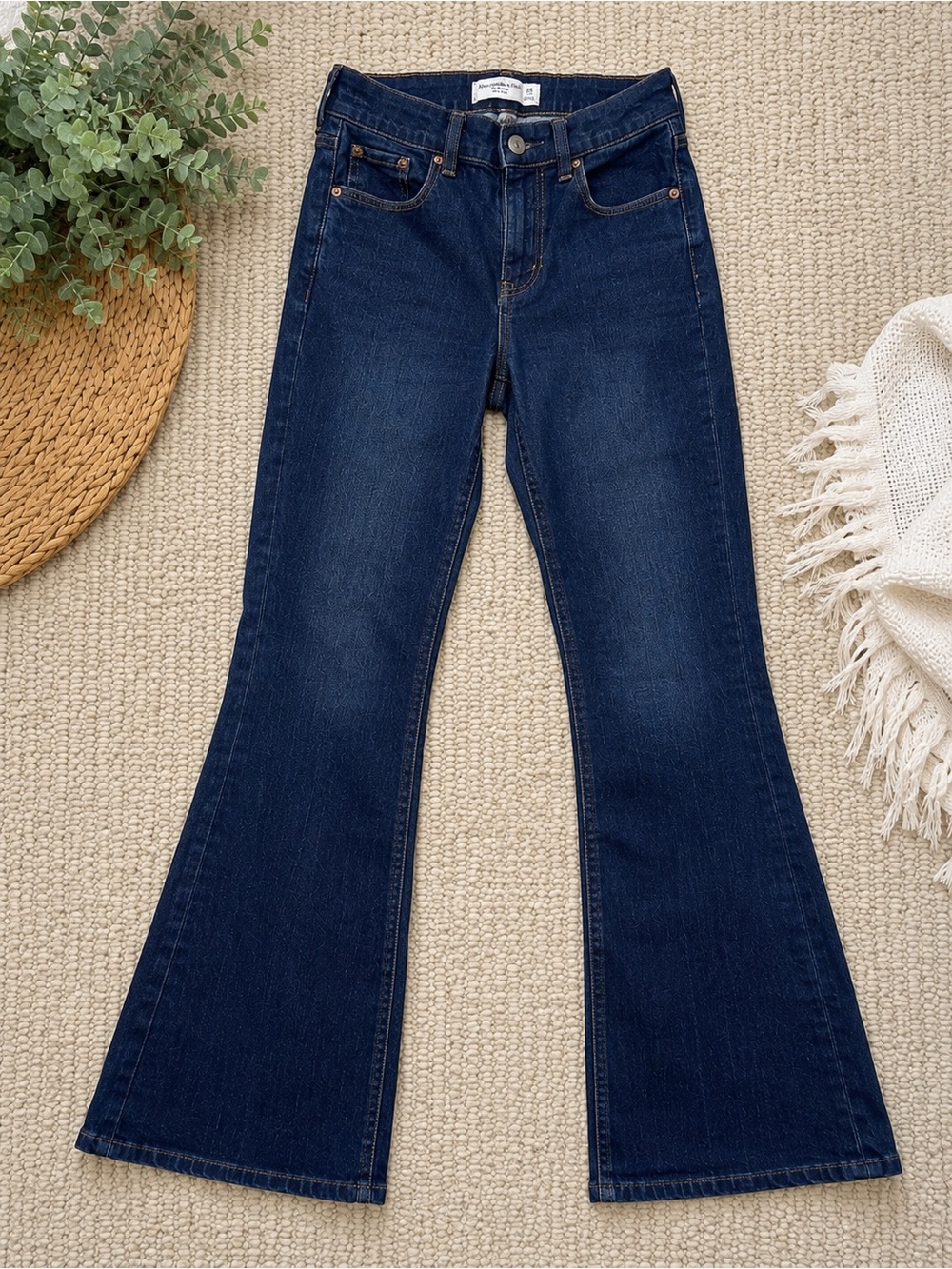 Abercrombie & Fitch Curve Love Mid Rise Bootcut Jeans 25 Long Dark Wash 0021